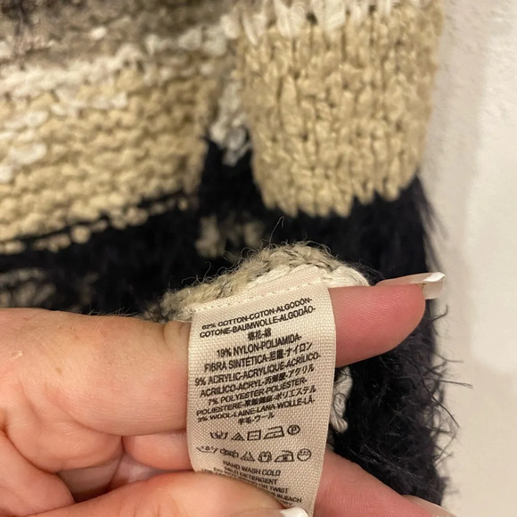 FREE PEOPLE Picture Perfect Shag Fuzzy Vest Size XS EUC - Picture 3 of 5